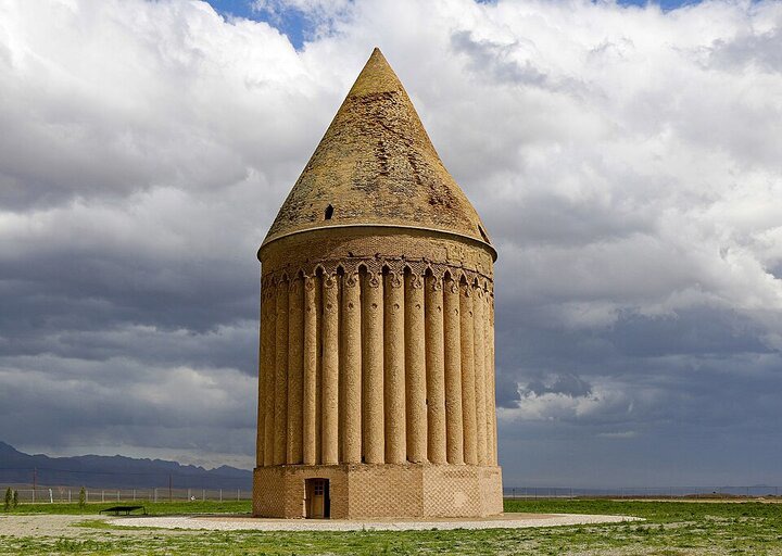 یادگار خواجه نصیرالدین طوسی در خراسان سنددار شد