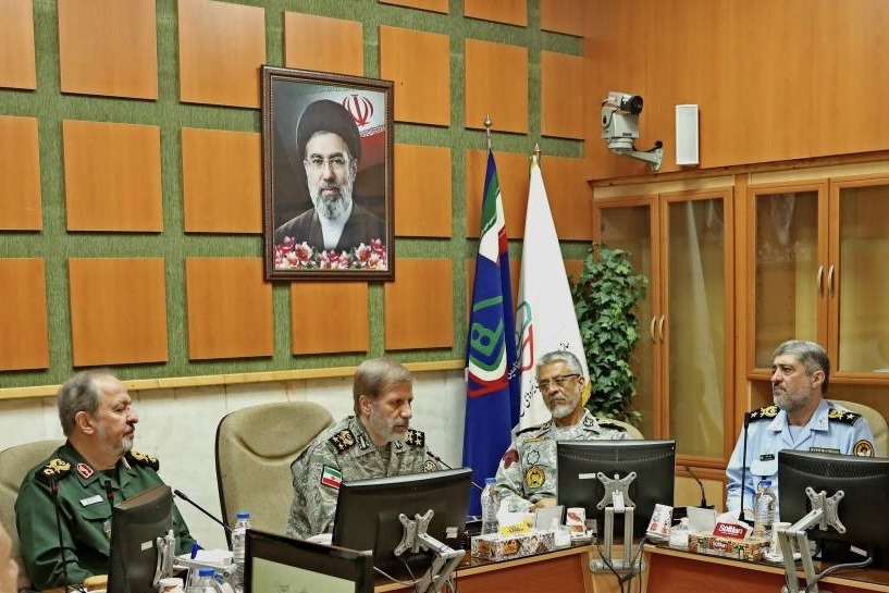 فرمانده کل ارتش: تثبیت پیروزی با قدرت انجام می‌شود