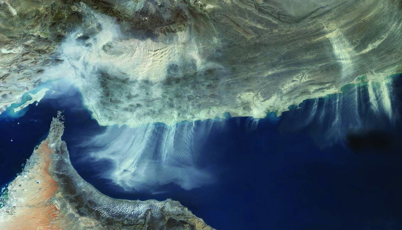 ایده تنگه‌پلاس