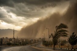 استان سمنان زیر ضرب تندباد؛ ثبت باد ۸۶ کیلومتری در دامغان