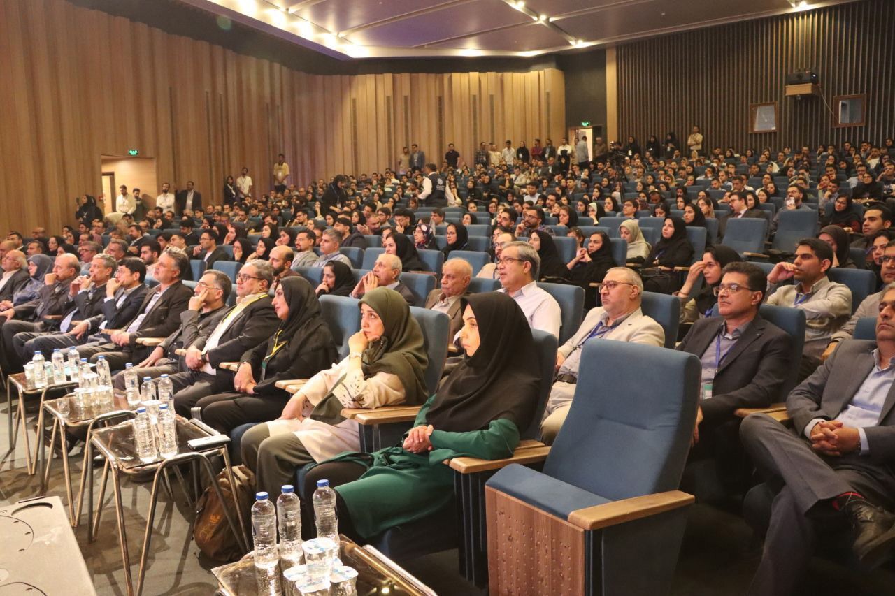 آغاز همایش پژوهش و فناوری علوم پزشکی کشور در کرمان