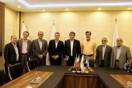 بررسی روند توسعه استان در انجمن توسعه کرمان