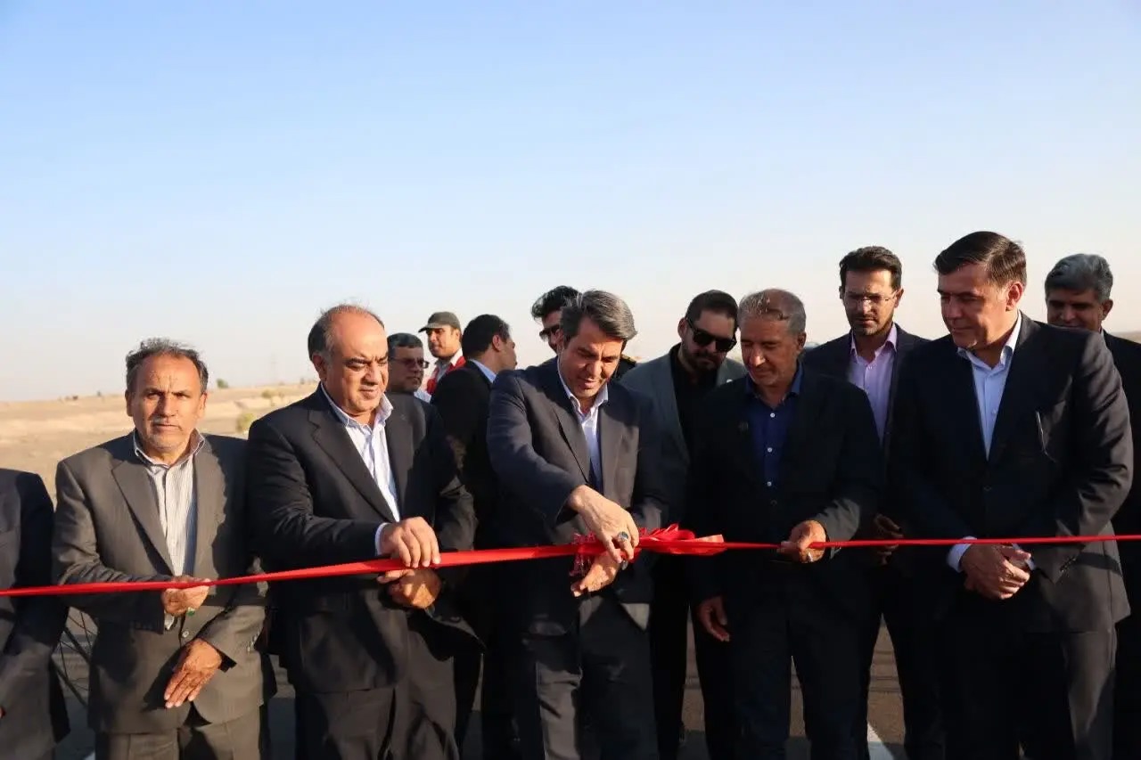 افتتاح و بهره‌برداری از قطعات سوم و چهارم باند دوم محور «رفسنجان ـ نوق»