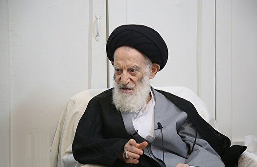 عیادت نمایندۀ رهبر انقلاب از آیت‌الله شبیری‌زنجانی
