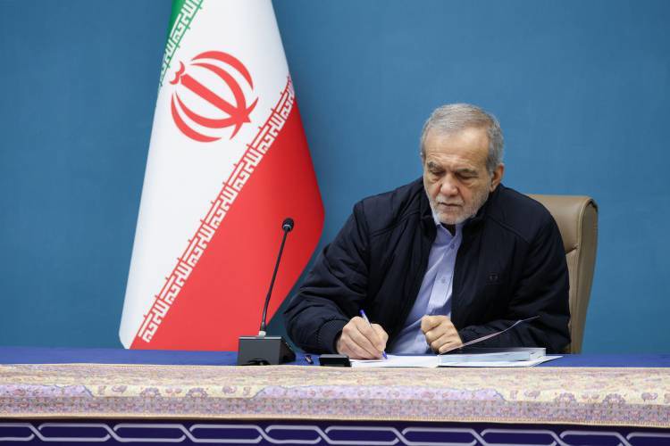 دانشگاه به محیطی برای حل مسائل کشور تبدیل شود