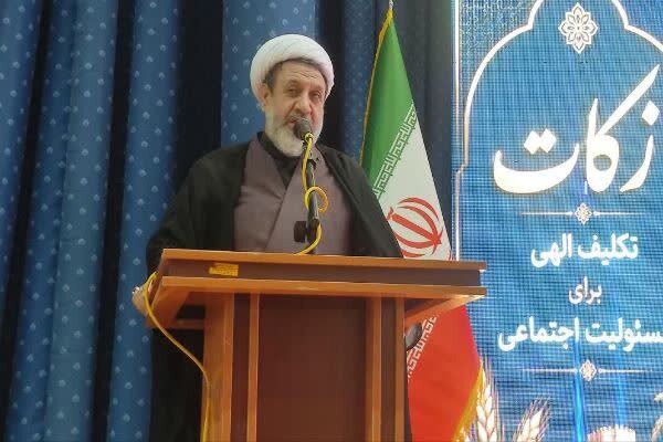 امام جمعه کرمان: ساختار و عملکرد زکات نیازمند بازنگری و تقویت است