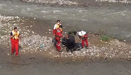 پیکر فرد مفقودی در منطقه وانا محور هراز در هفتمین روز جست‌وجو پیدا شد