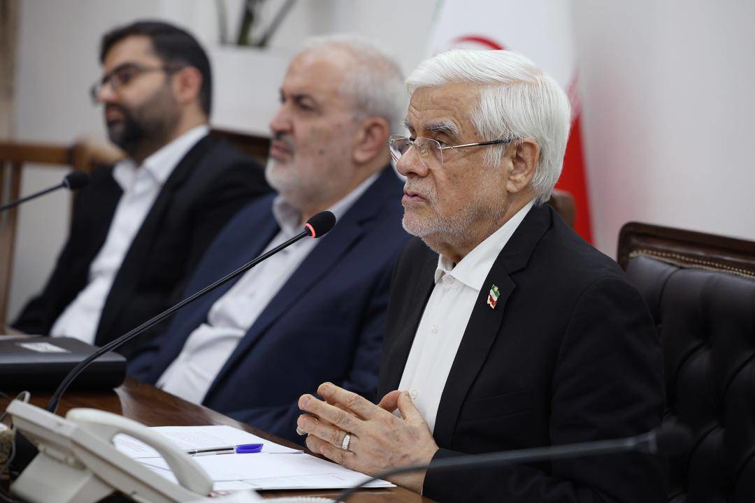 برق و گاز صنایع نباید قطع شود