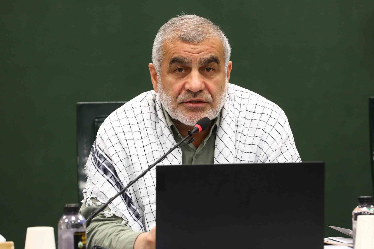 نیکزاد: دولت لایحه بازسازی خسارت‌های جنگ را ارائه کند