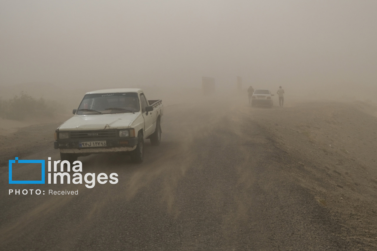 هشدار نارنجی هواشناسی برای تشدید طوفان گردوخاک در شمال سیستان و بلوچستان