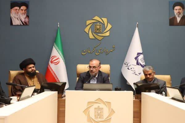 شهردار کرمان: مدیران شهری نباید به انجام کارهای روتین محدود شوند