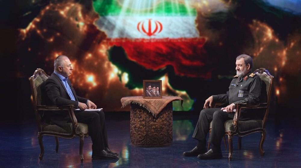 عاقبت قدرت‌های بزرگ‌تر از آمریکا زباله‌دان تاریخ است
