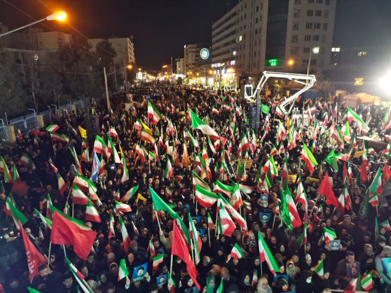 جشن بزرگ ولادت حضرت زینب (س) پرچم دار صبر و استقامت