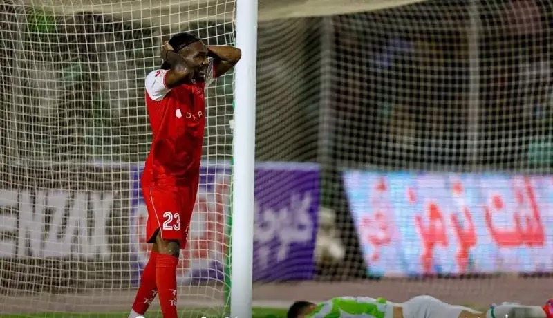 واکنش جالب بیفوما به موقعیت طلایی از دست‌ رفته!