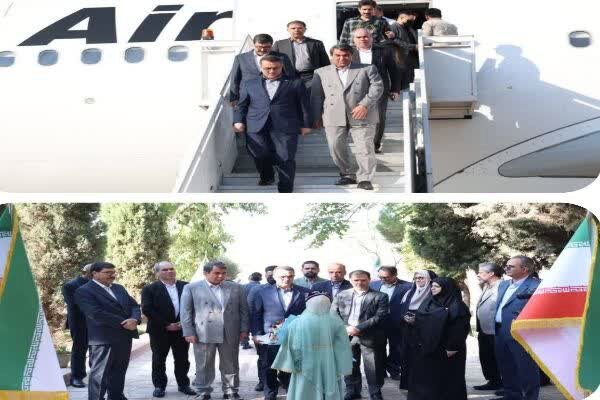 معاون رئیس‌جمهور و رئیس سازمان اداری و استخدامی کشور وارد کرمان شد