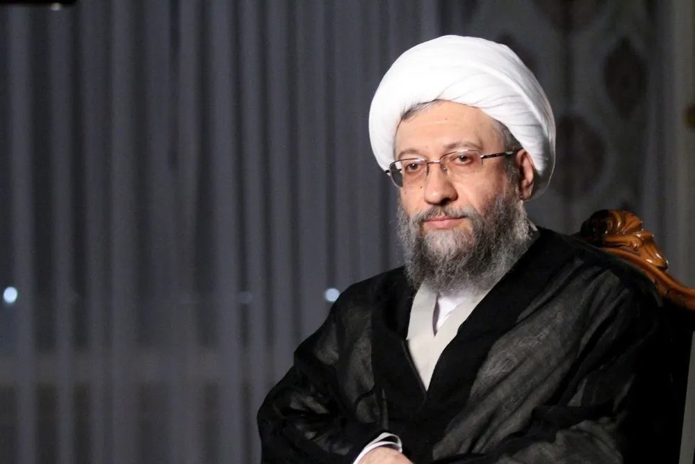 پیام تسلیت آیت الله آملی لاریجانی به مناسبت درگذشت پدر شهید سپهبد موسوی